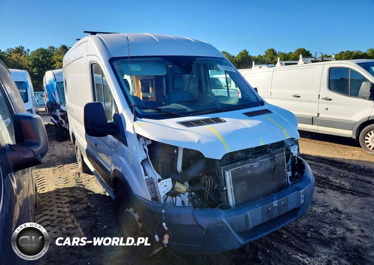 2017 Ford Transit T-250 VIN:1FTYR1DM8HKA82961 - 4