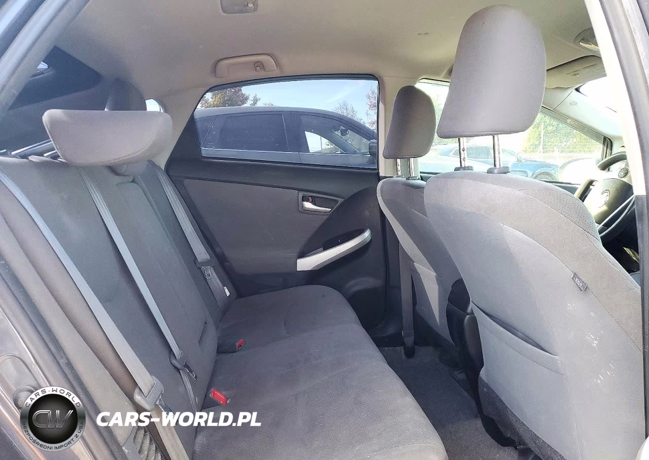 2014 Toyota Prius Plug-In Hybrid Base VIN:JTDKN3DPXE3054835 - 10
