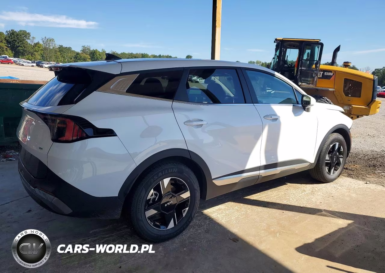 2026 Kia Sportage Lx VIN:5XYK2CDF7TG379886 - 3