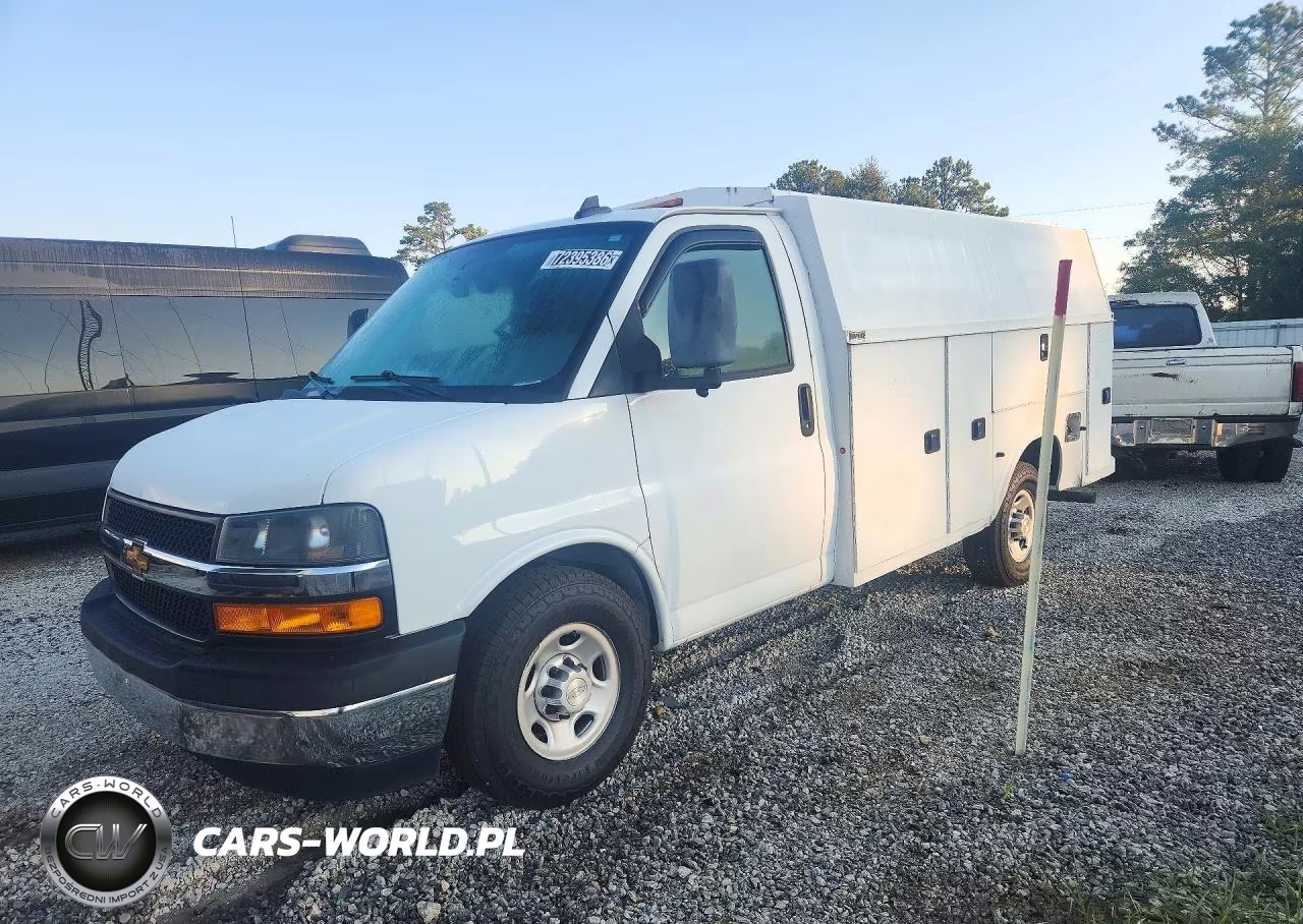 2019 Chevrolet Express G3500 VIN:1GB0GRFG1K1171569 - 1