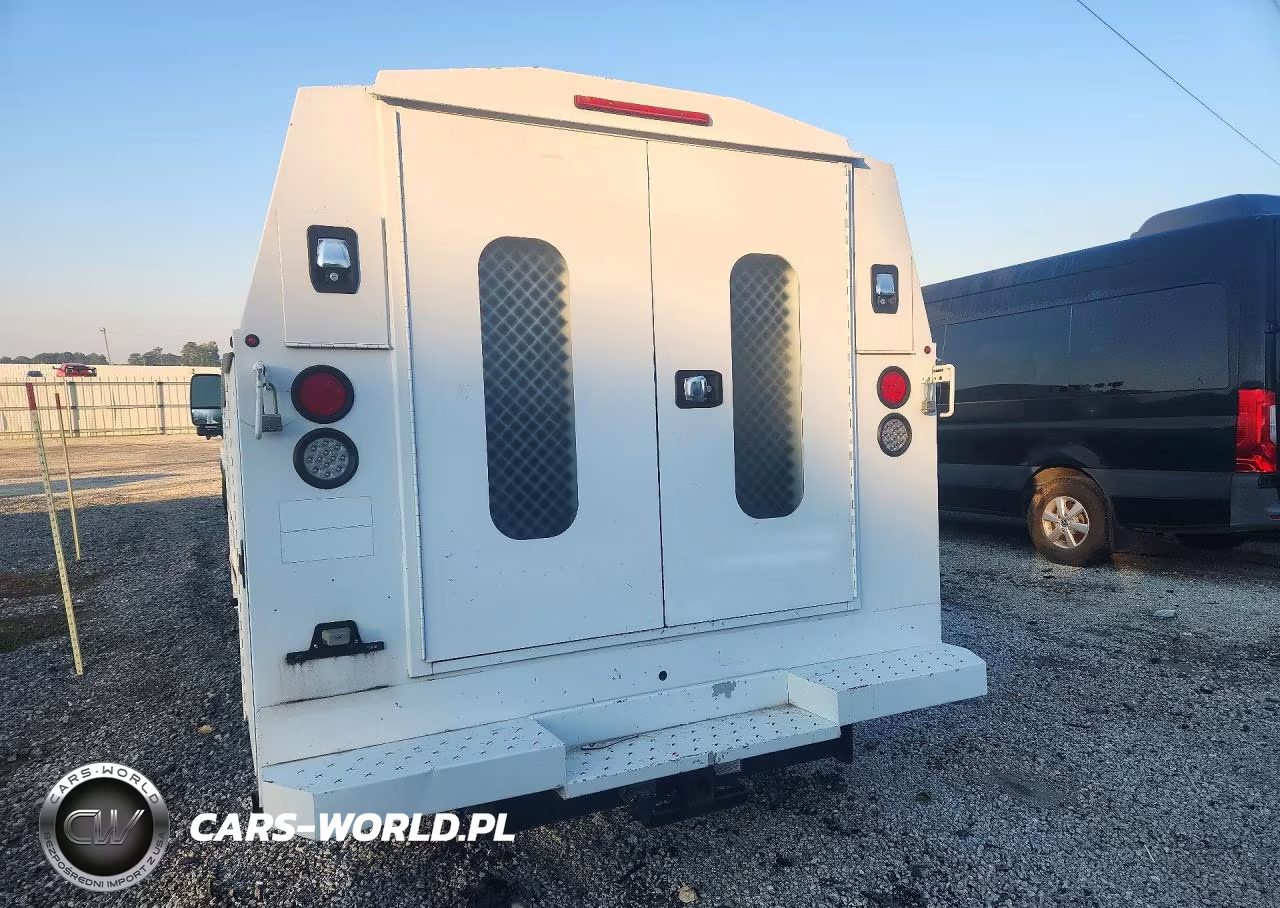 2019 Chevrolet Express G3500 VIN:1GB0GRFG1K1171569 - 6