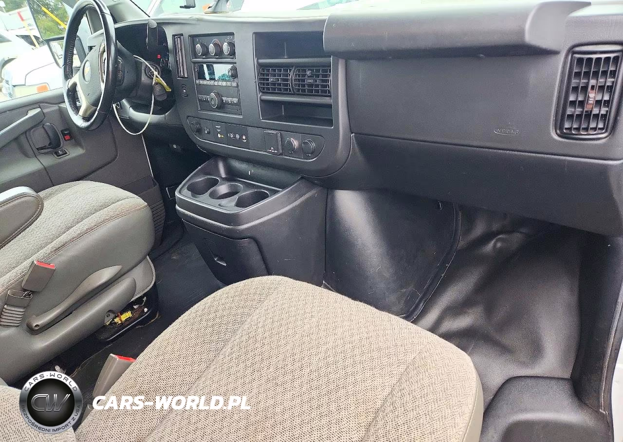 2019 Chevrolet Express G3500 VIN:1GB0GRFG1K1171569 - 8