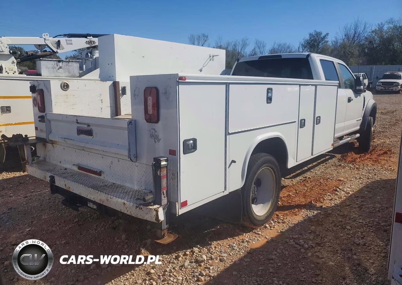 2018 Ford F550 Super Duty VIN:1FD0W5HT3JEC25085 - 3