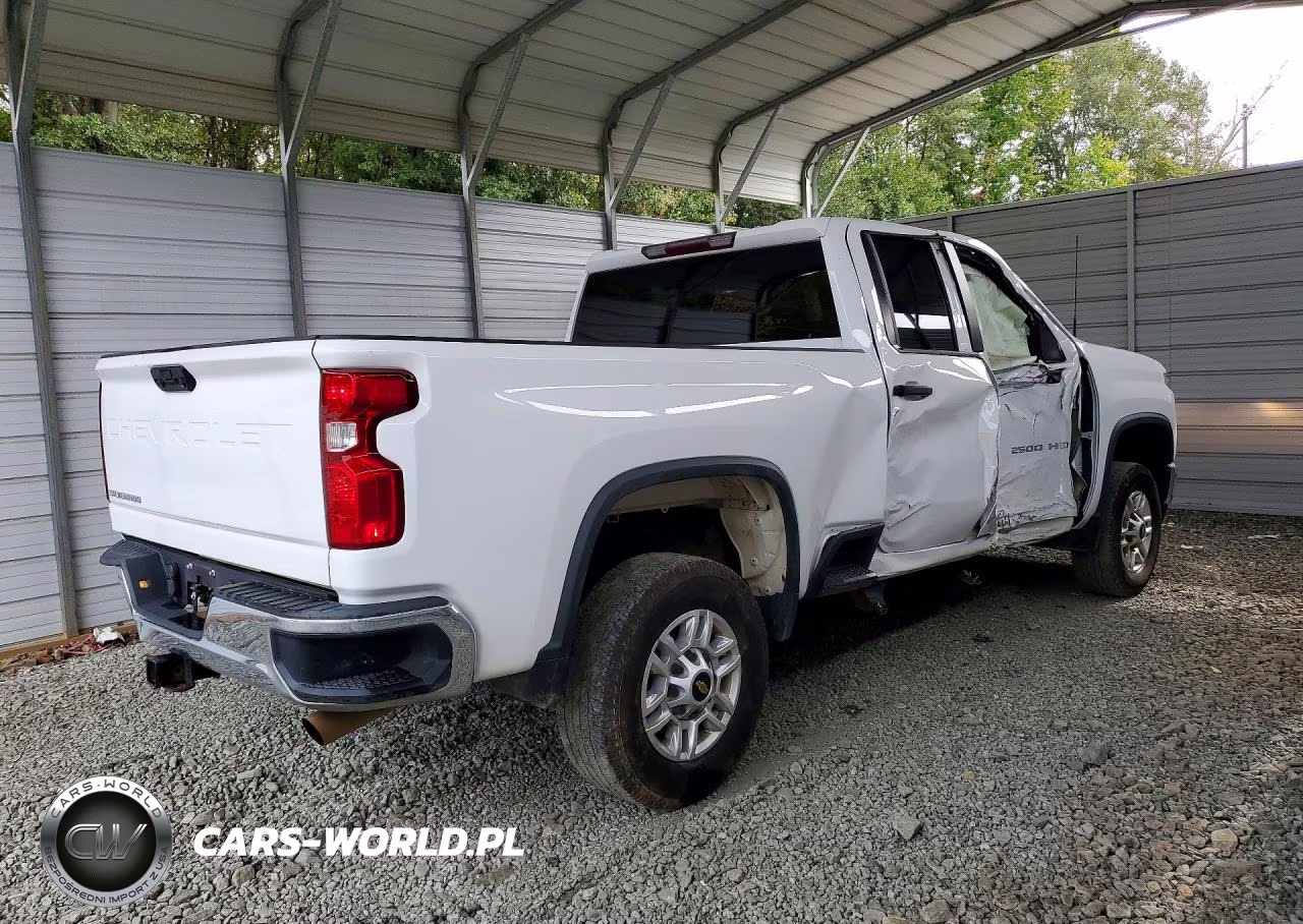 2023 Chevrolet Silverado C2500 Heavy Duty VIN:1GC2WLE78PF188238 - 3