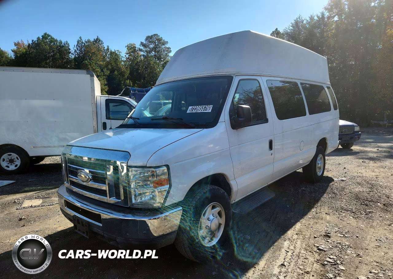 2012 Ford Econoline E350 Super Duty Wagon
