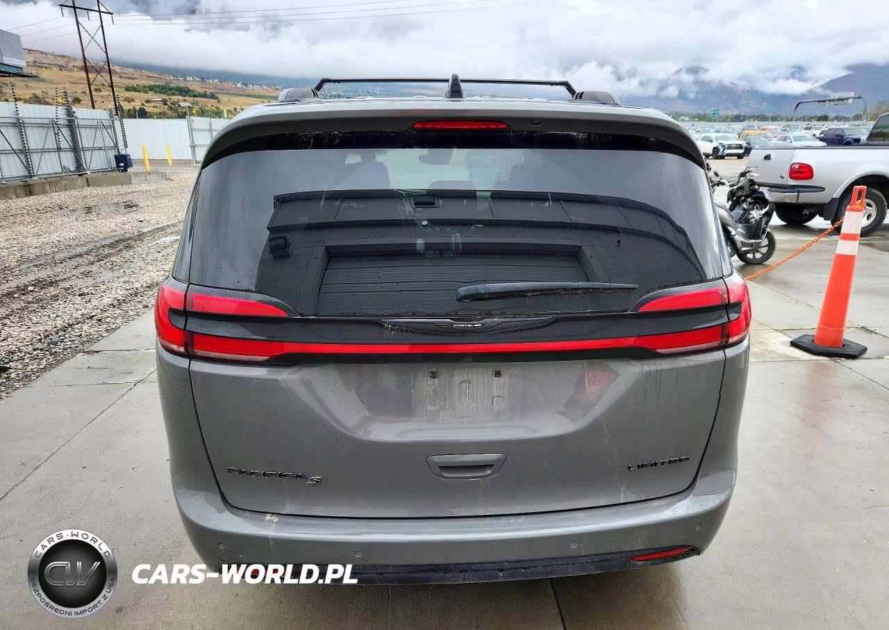 2025 Chrysler Pacifica Limited VIN:2C4RC1GG4SR554982 - 6