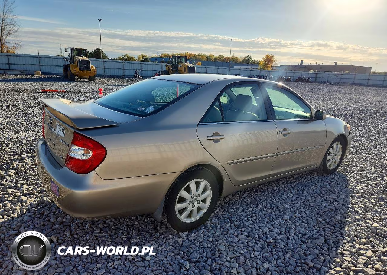 2004 Toyota Camry Xle V6 VIN:4T1BF30K84U081804 - 3