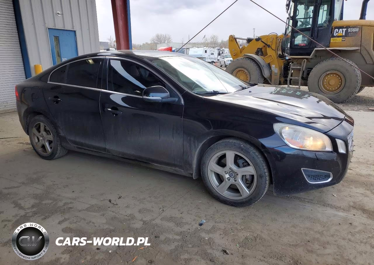 2012 Volvo S60 T5 VIN:YV1622FS8C2130703 - 4