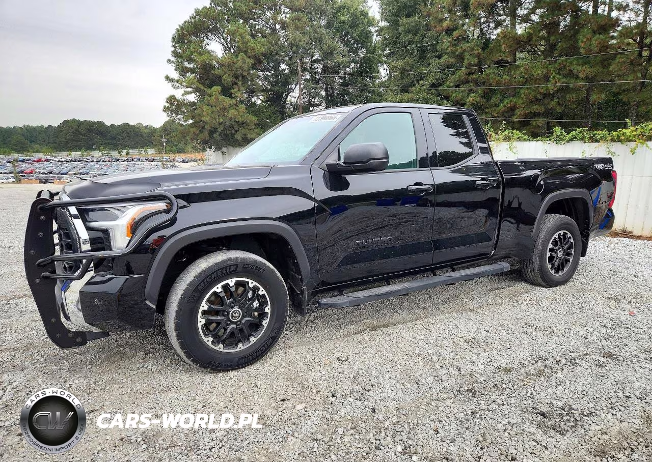 2023 Toyota Tundra Sr5 – zdjęcie 1 z 12