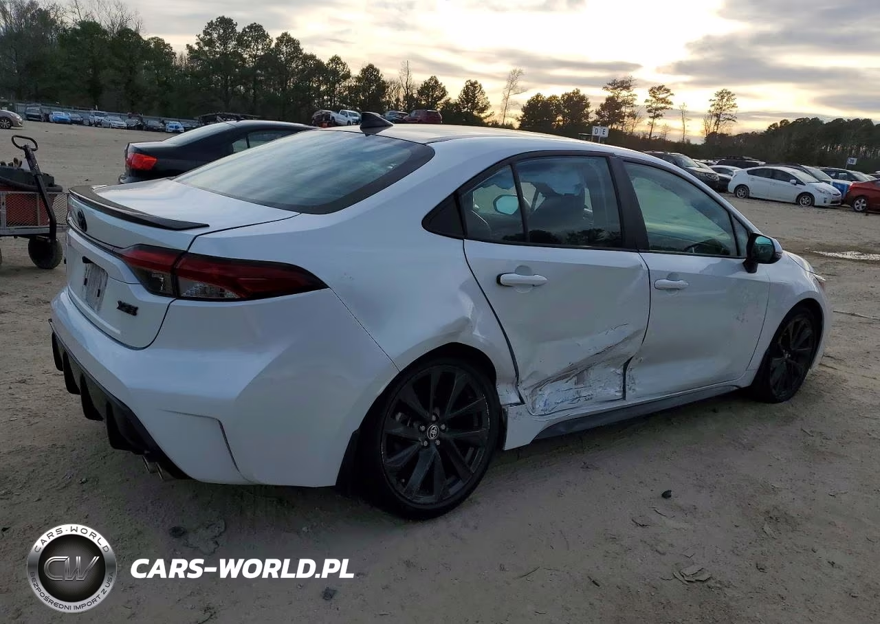 2024 Toyota Corolla Xse VIN:5YFT4MCE3RP178844 - 3