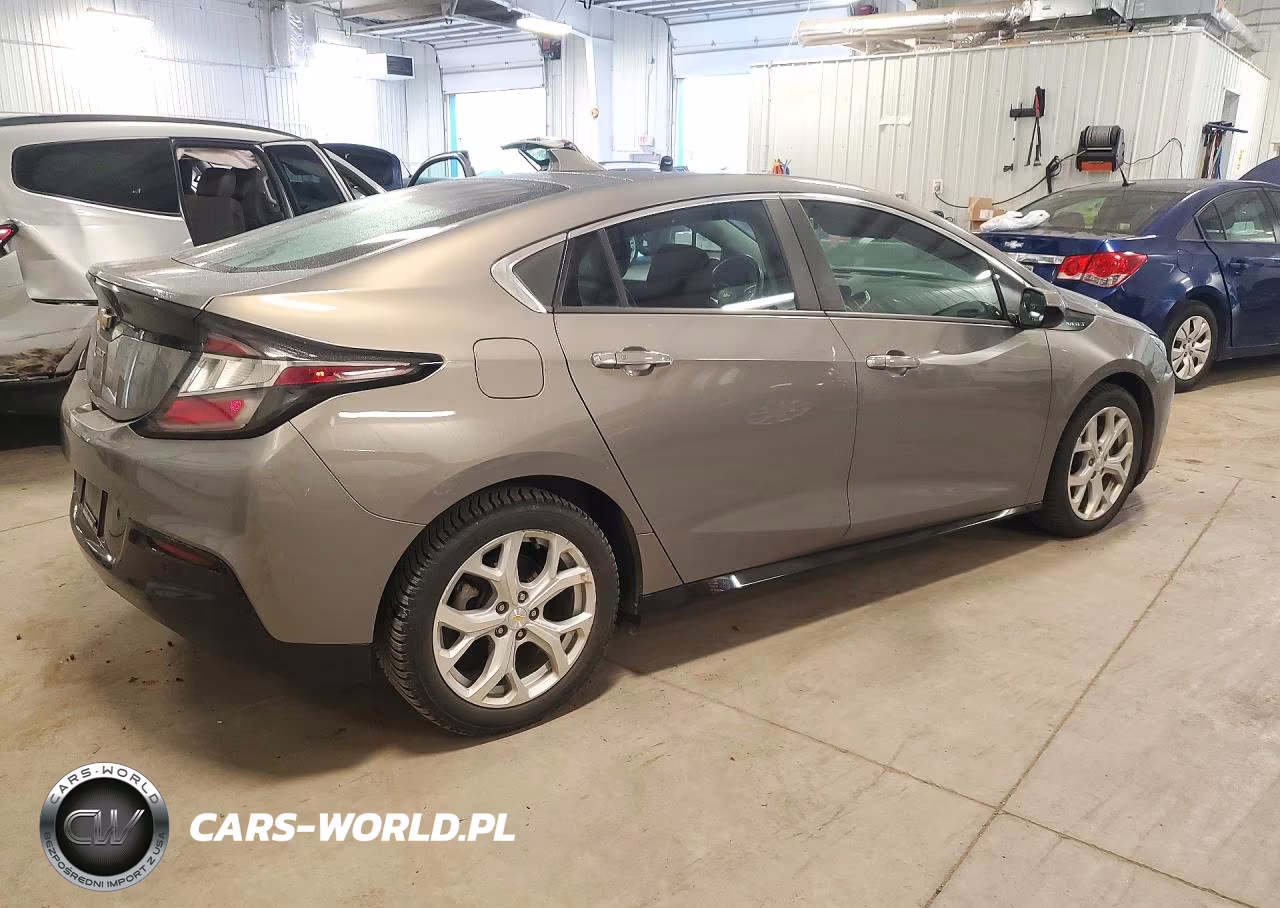 2017 Chevrolet Volt Premier VIN:1G1RB6S5XHU149817 - 3