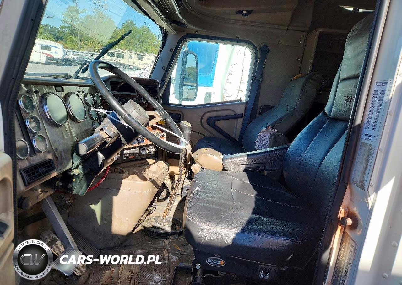 2005 International 9400I Semi Truck VIN:2HSCNAPR85C013126 - 7