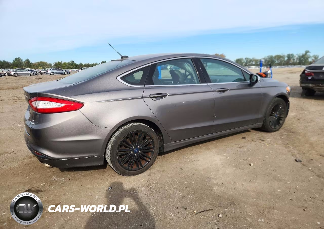 2013 Ford Fusion Se VIN:3FA6P0HR1DR258323 - 3