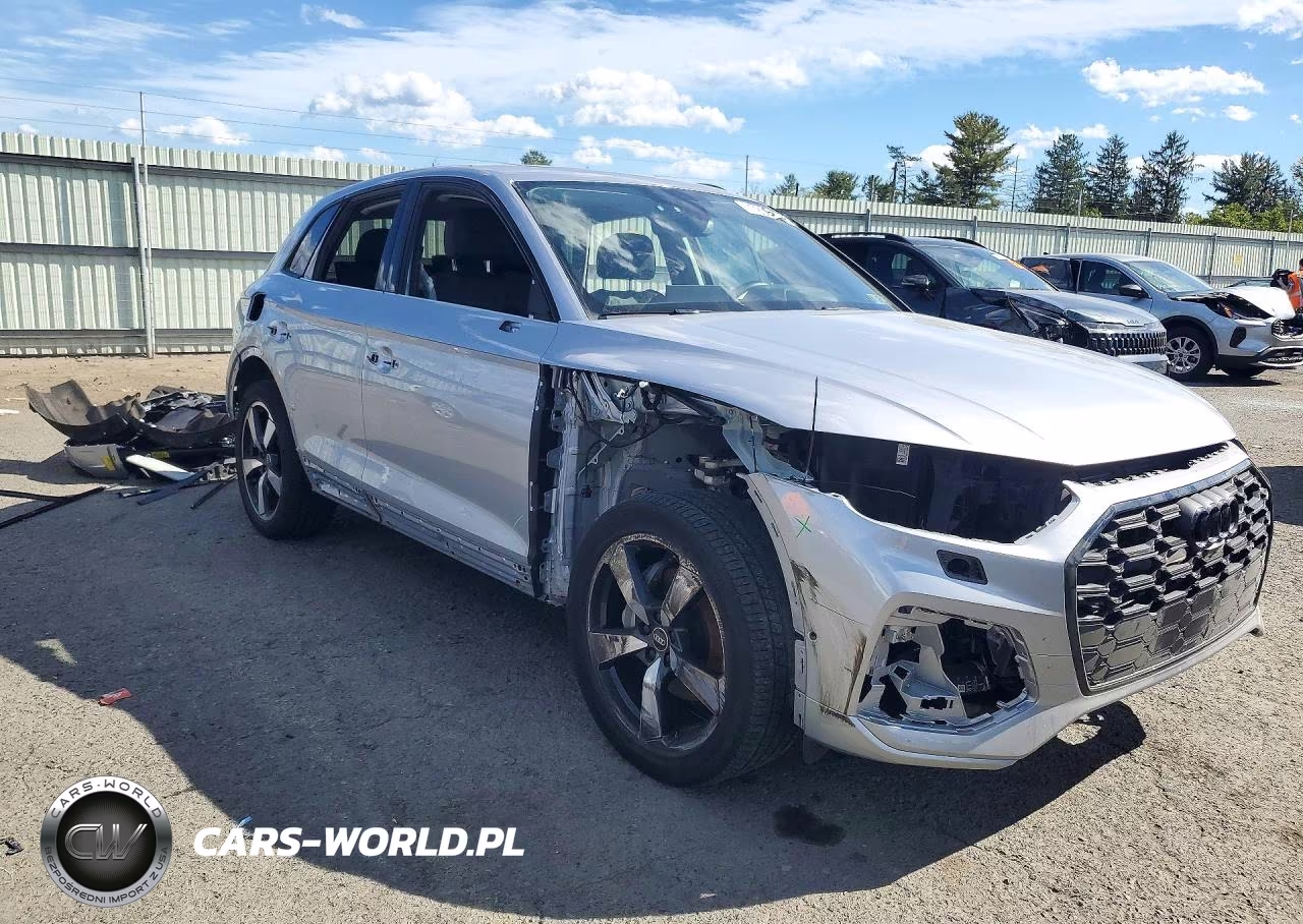2023 Audi Q5 Prestige 45 VIN:WA1FAAFY0P2031882 - 4