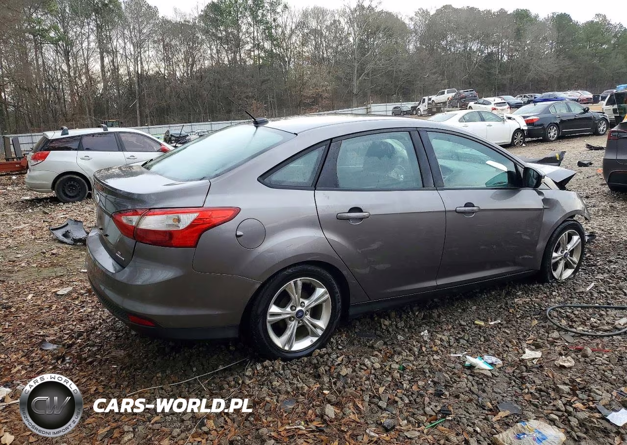 2014 Ford Focus Se VIN:1FADP3F20EL287715 - 3
