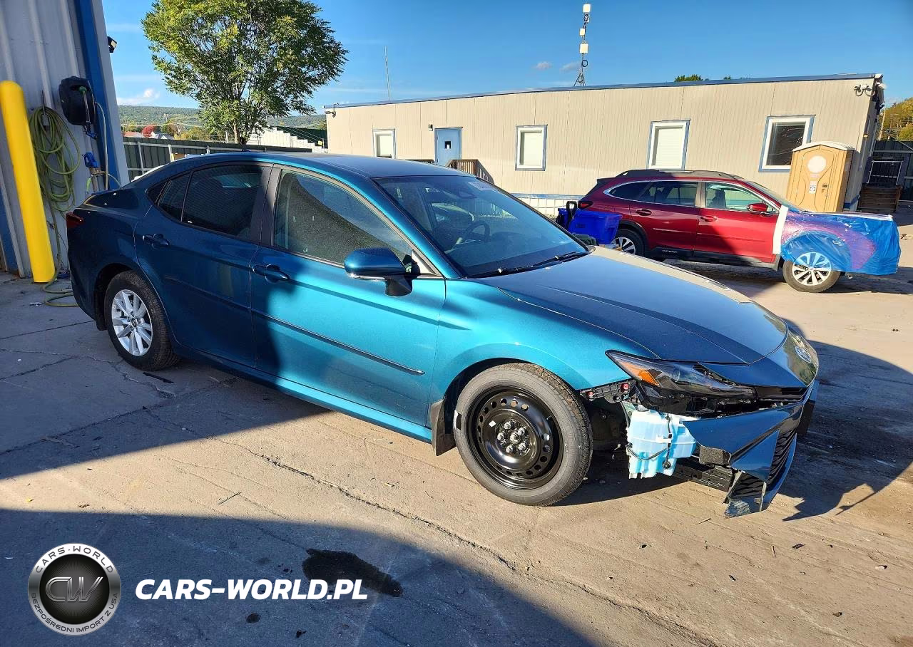 2026 Toyota Camry Le VIN:4T1DAACK1TU682476 - 4