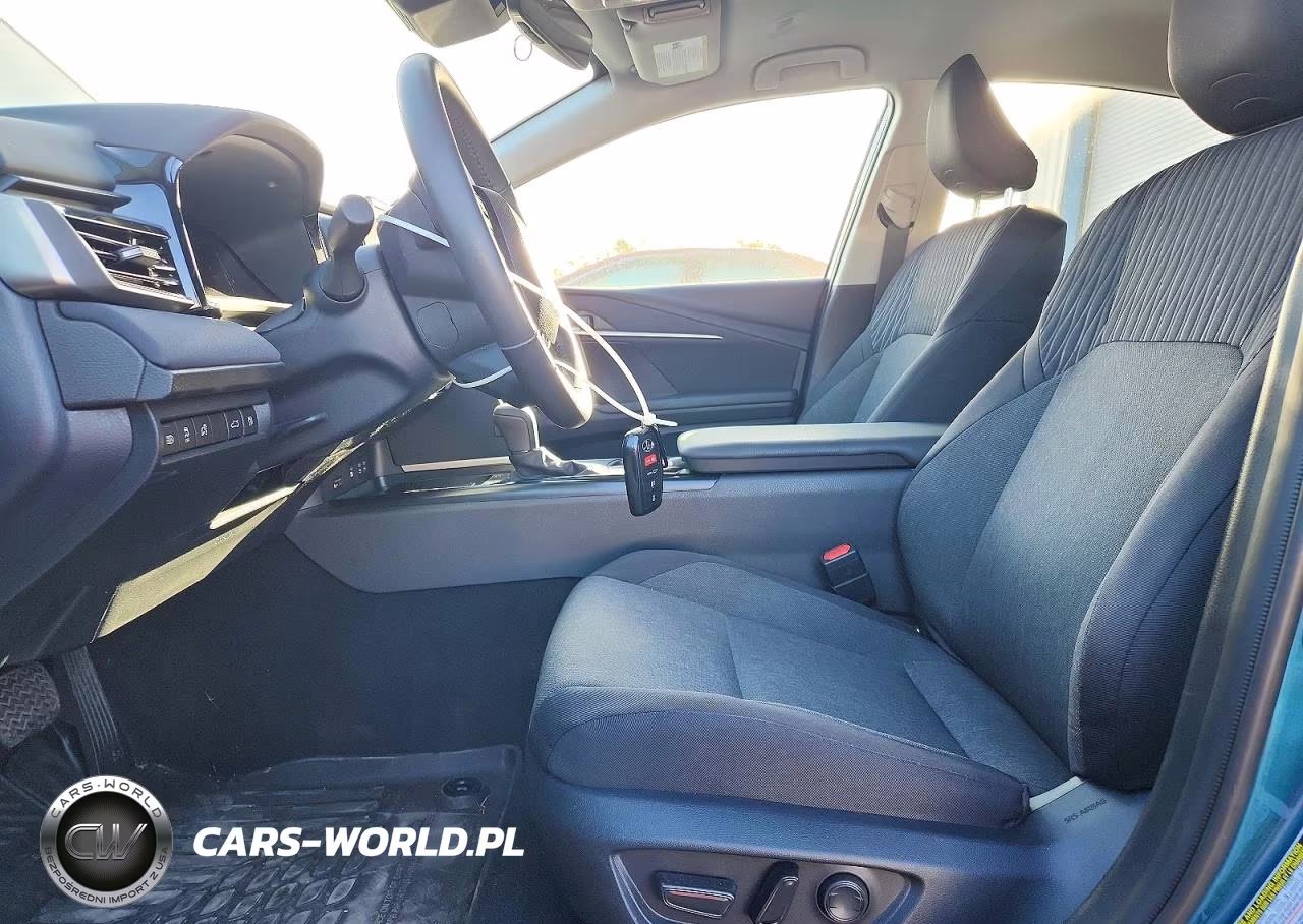 2026 Toyota Camry Le VIN:4T1DAACK1TU682476 - 7