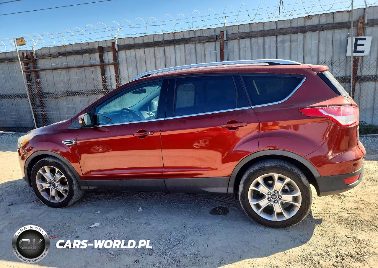 2015 Ford Escape Titanium VIN:1FMCU0JX7FUB19867 - 2