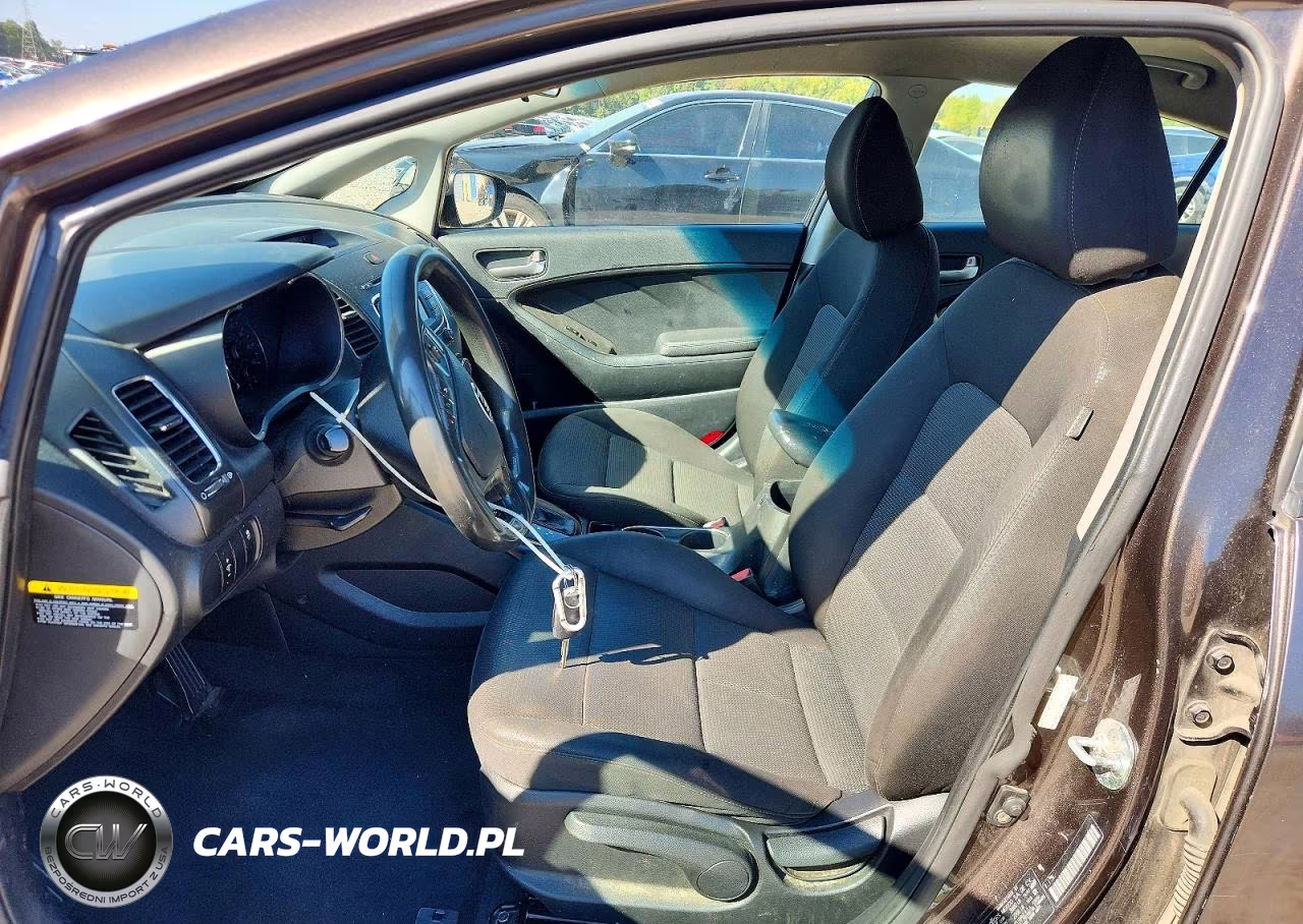 2017 Kia Forte Lx VIN:3KPFK4A70HE065750 - 7