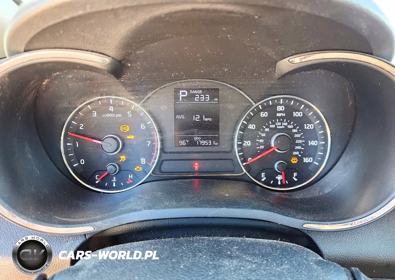 2017 Kia Forte Lx VIN:3KPFK4A70HE065750 - 9