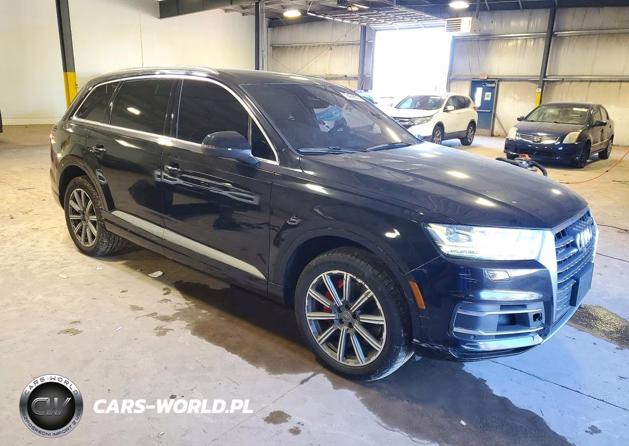 2017 Audi Q7 Premium Plus VIN:WA1LAAF71HD016629 - 4
