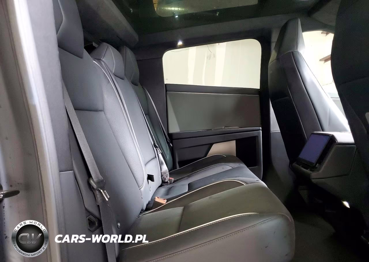 2025 Tesla Cybertruck VIN:7G2CEHED2SA074401 - 11