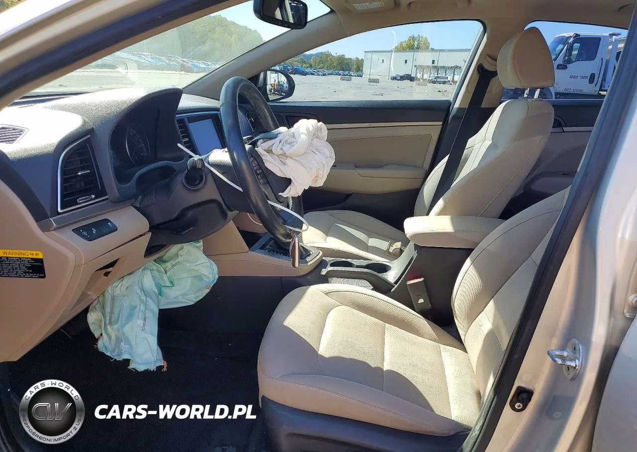 2017 Hyundai Elantra Value Edition VIN:KMHD84LF9HU358635 - 7
