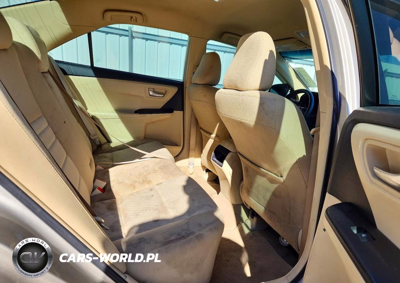 2016 Toyota Camry Le VIN:4T1BF1FK4GU534252 - 10
