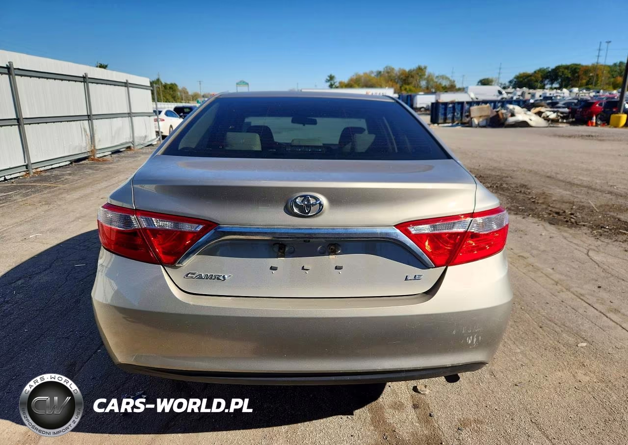 2016 Toyota Camry Le VIN:4T1BF1FK4GU534252 - 6