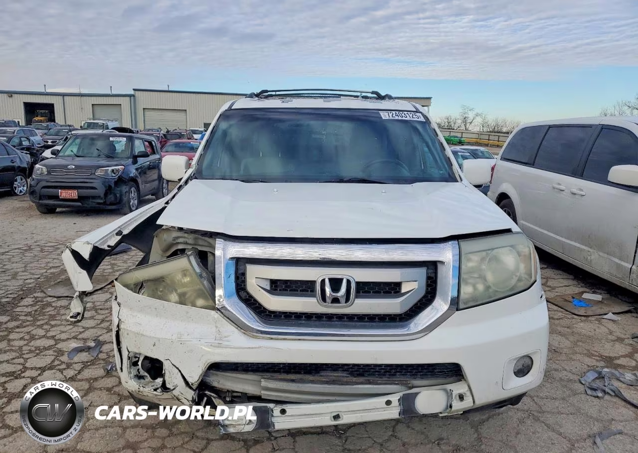 2009 Honda Pilot Touring VIN:5FNYF489X9B020413 - 5