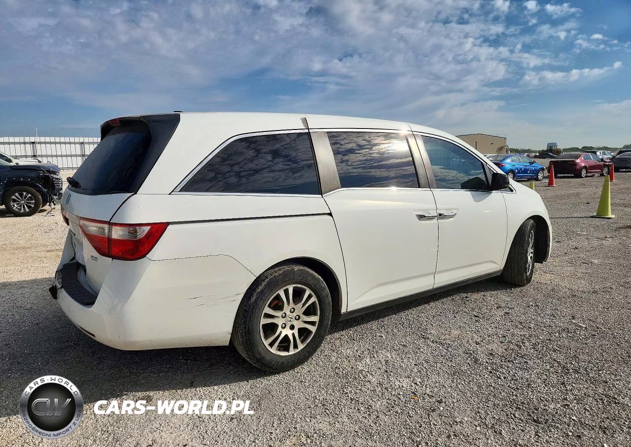 2012 Honda Odyssey Exl VIN:5FNRL5H63CB106503 - 3