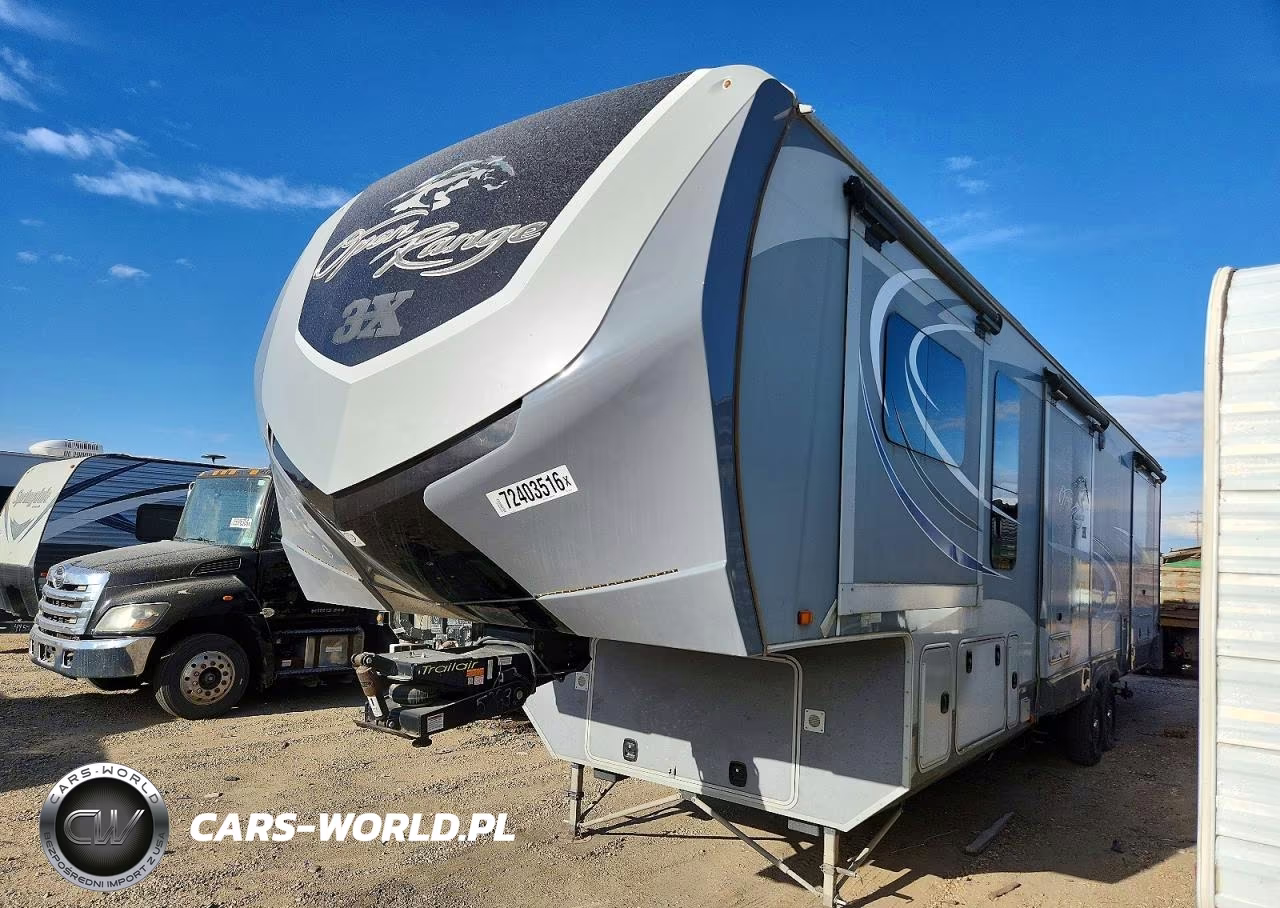 2017 'OTHER RV' TRAILER VIN:58TFE4120H5025283 - 3