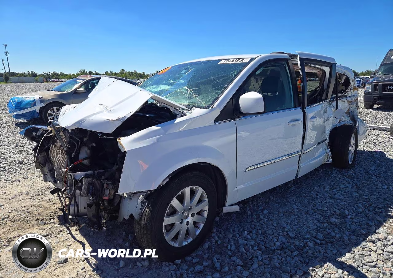 2014 Chrysler Town & Country Touring – zdjęcie 1 z 14