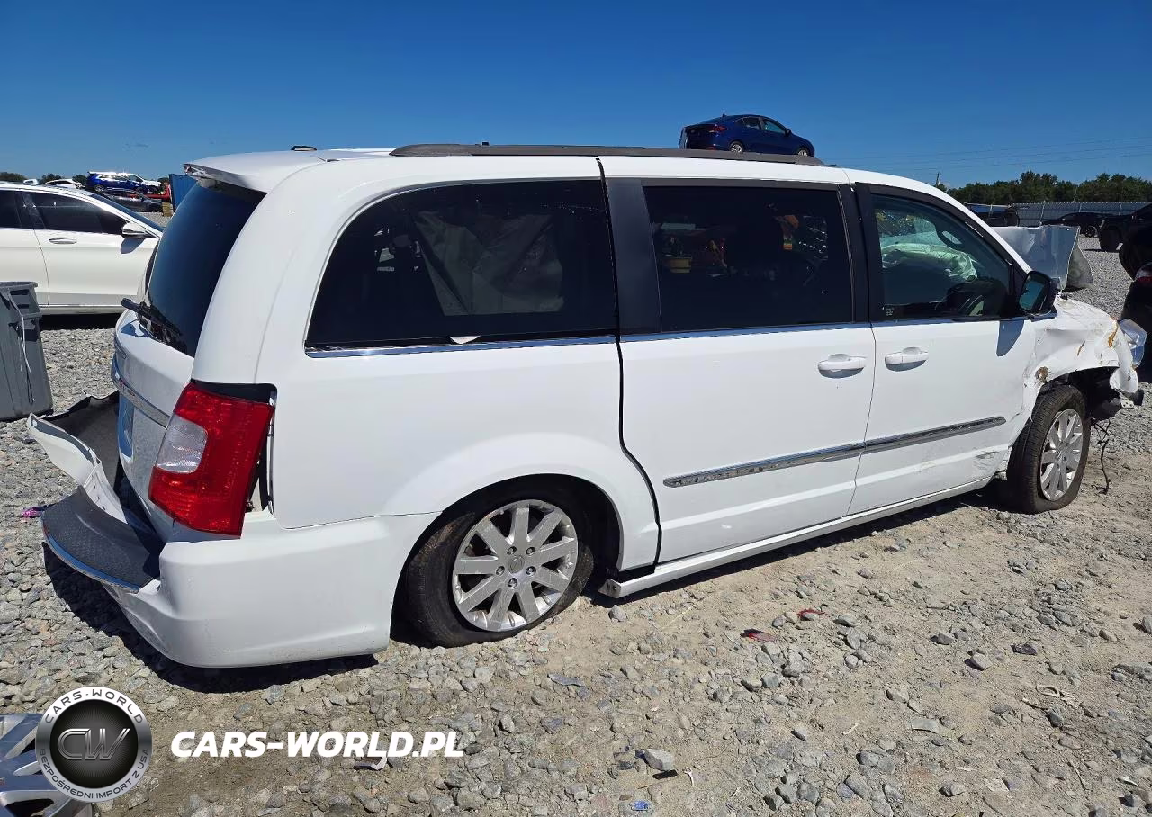2014 Chrysler Town & Country Touring VIN:2C4RC1BG1ER421673 - 3