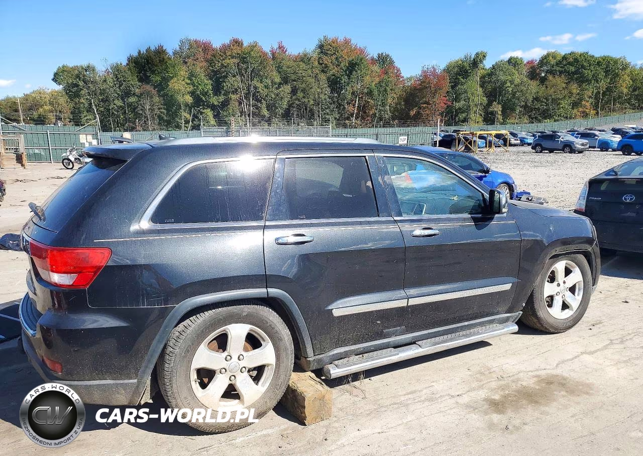 2013 Jeep Grand Cherokee Overland VIN:1C4RJFCG0DC607018 - 3