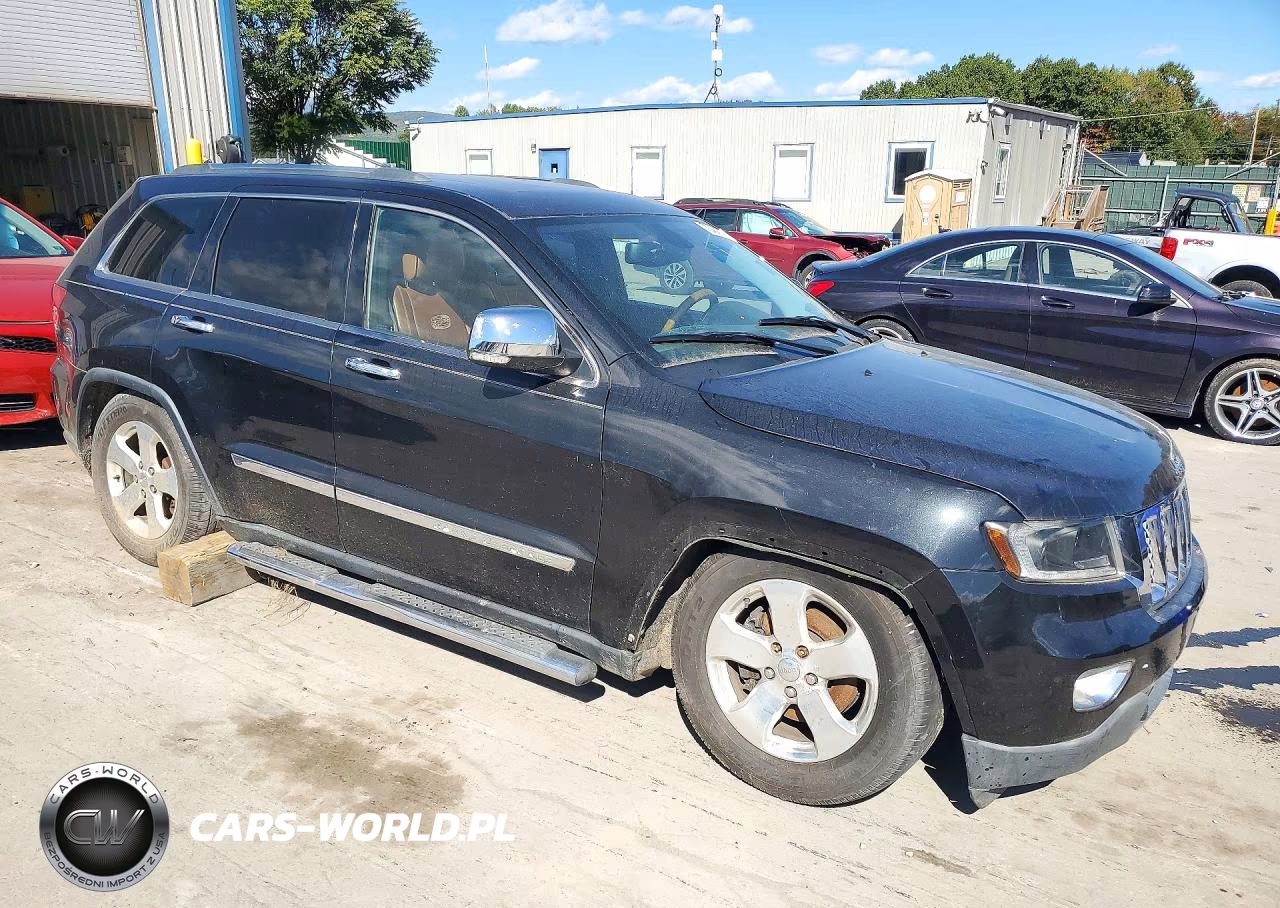 2013 Jeep Grand Cherokee Overland VIN:1C4RJFCG0DC607018 - 4