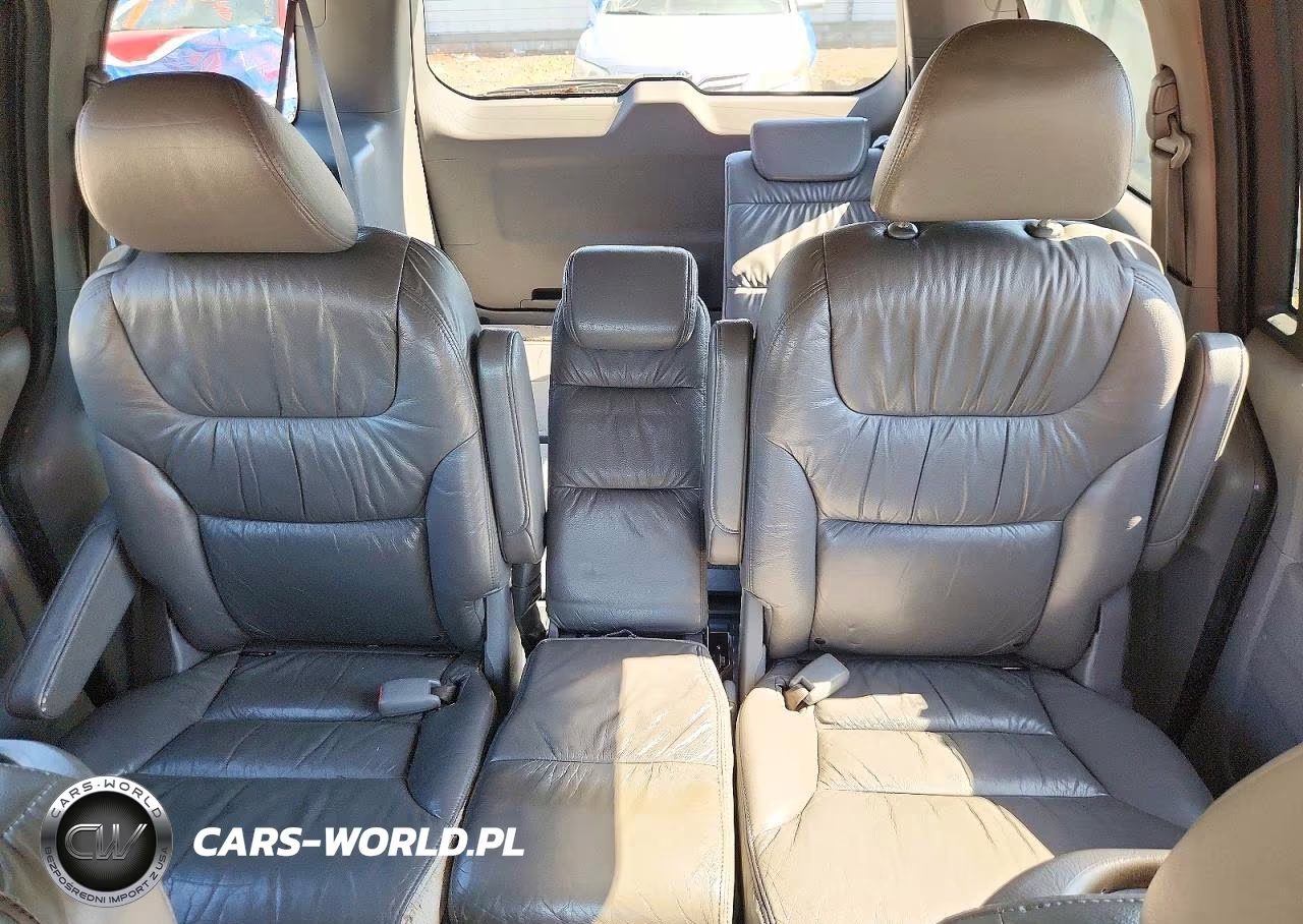 2008 Honda Odyssey Touring VIN:5FNRL38948B014421 - 10