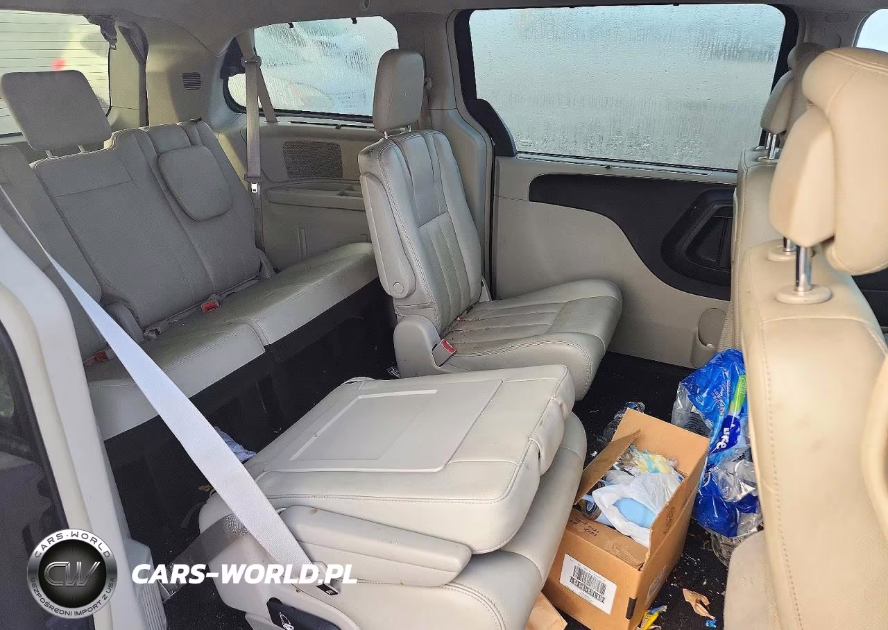 2012 Chrysler Town & Country Touring L VIN:2C4RC1CG3CR124643 - 11