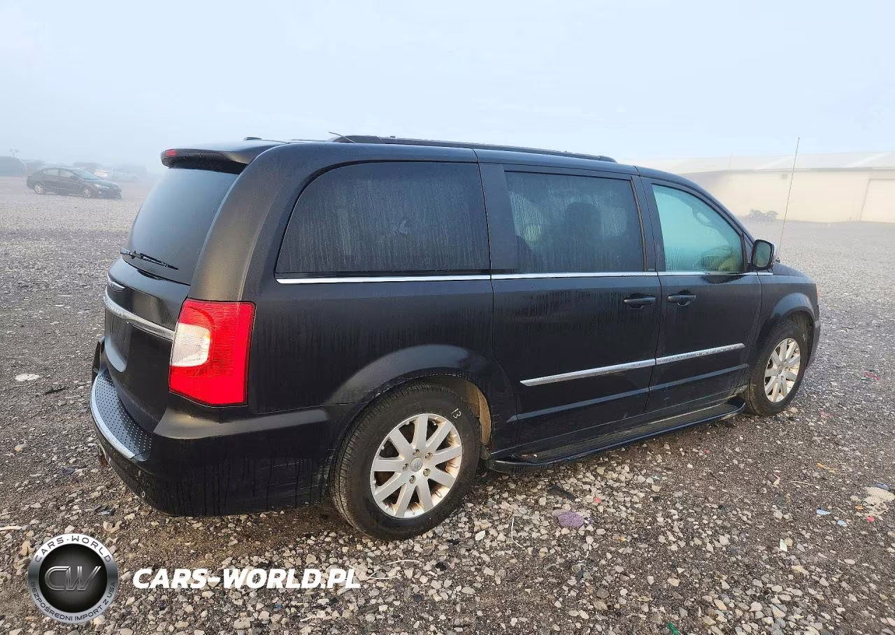 2012 Chrysler Town & Country Touring L VIN:2C4RC1CG3CR124643 - 3