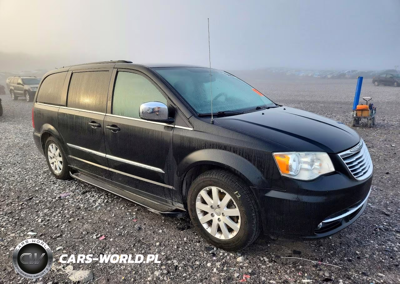 2012 Chrysler Town & Country Touring L VIN:2C4RC1CG3CR124643 - 4