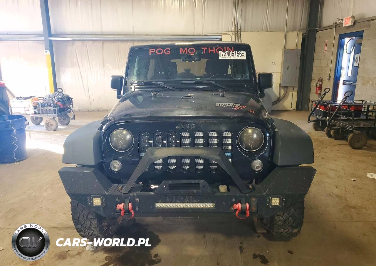2016 Jeep Wrangler Unlimited Sport VIN:1C4HJWDG8GL206945 - 5
