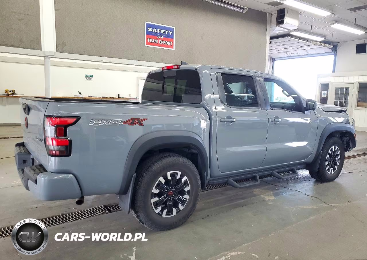 2023 Nissan Frontier Pro-4X VIN:1N6ED1EK9PN622004 - 3