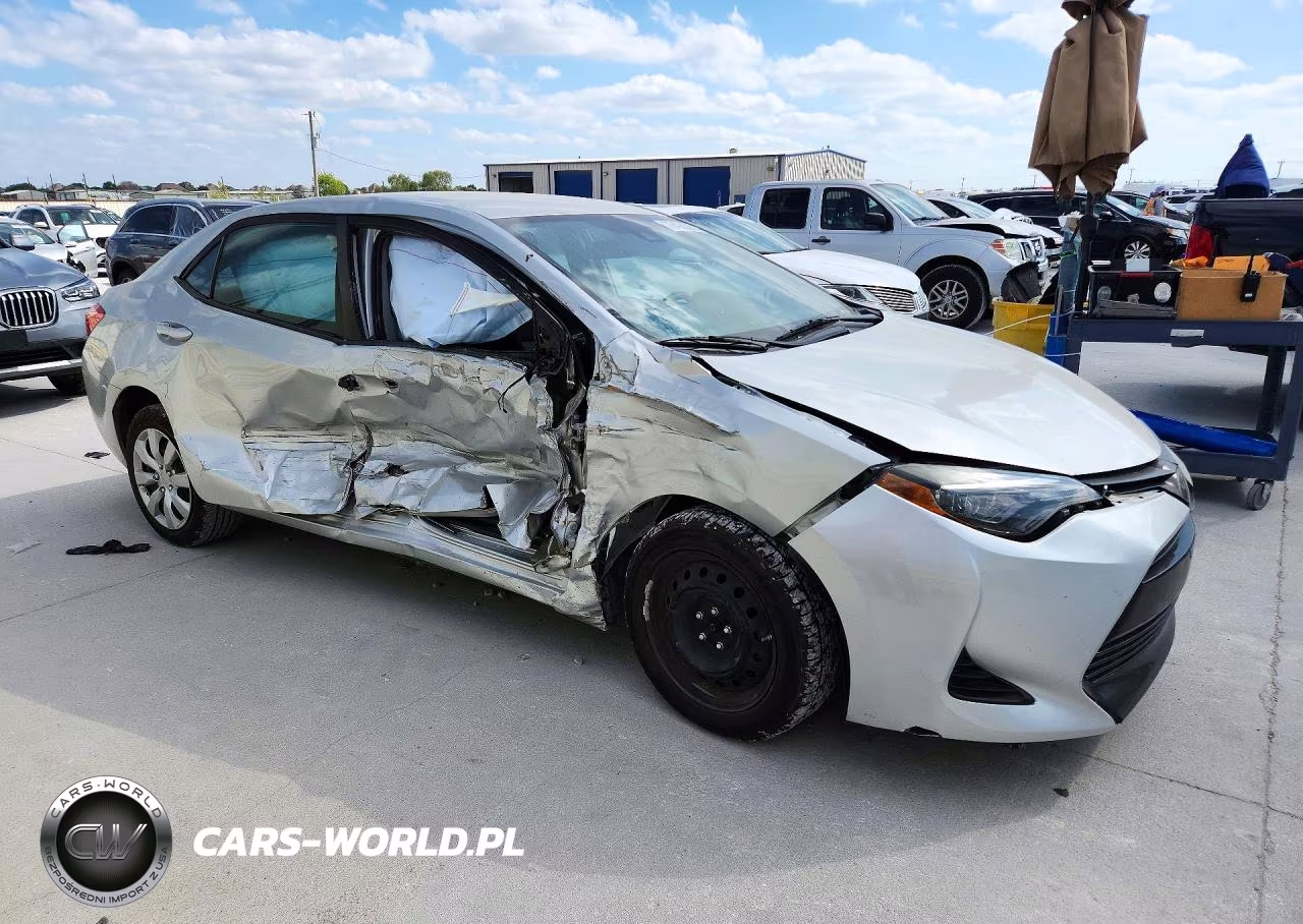 2019 Toyota Corolla Le VIN:5YFBURHE8KP892508 - 4