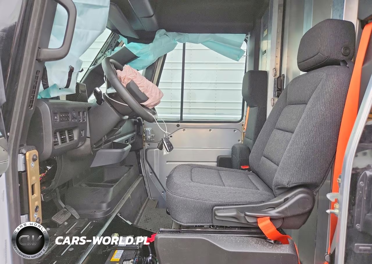 2024 Brightdrop Zevo 600 Delivery Van VIN:2G5ZJ3TY9R9103970 - 7