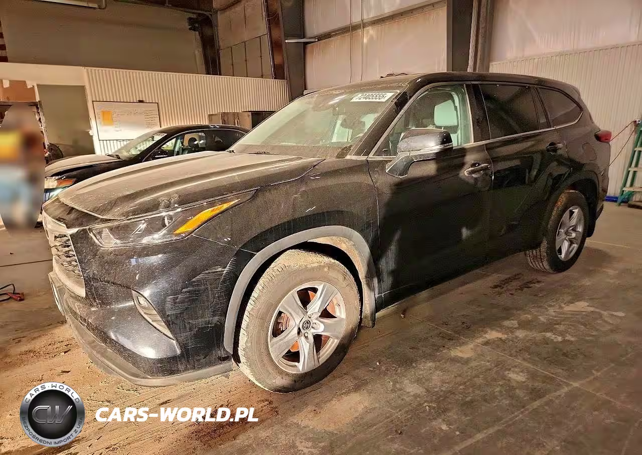 2022 Toyota Highlander L