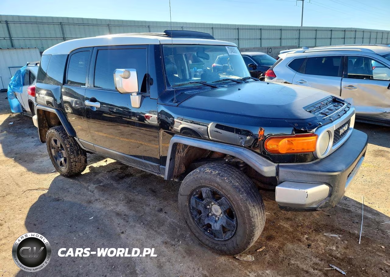 2007 Toyota Fj Cruiser Base VIN:JTEBU11F270073205 - 4