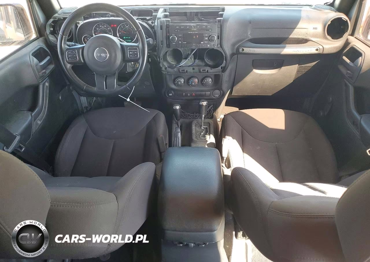 2017 Jeep Wrangler Unlimited Sport VIN:1C4BJWDG2HL589384 - 8