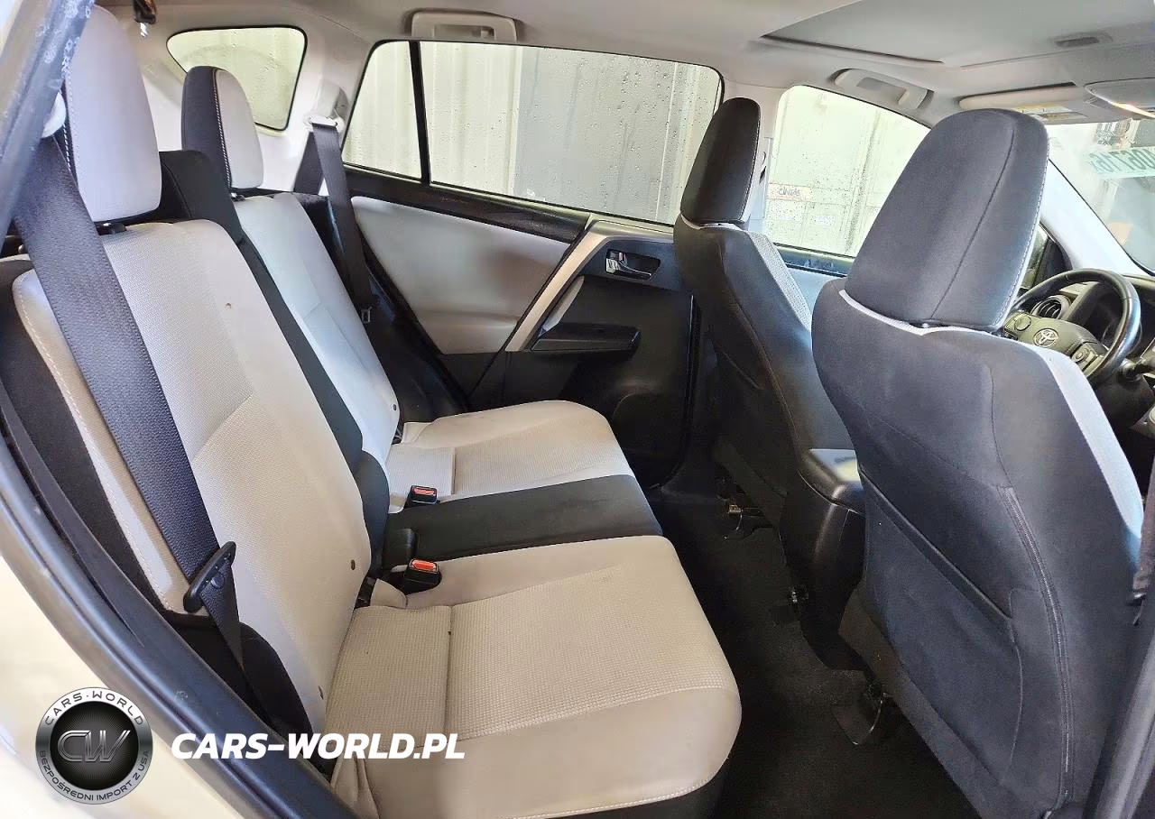 2018 Toyota Rav4 Xle VIN:JTMRFREV2JD223567 - 10