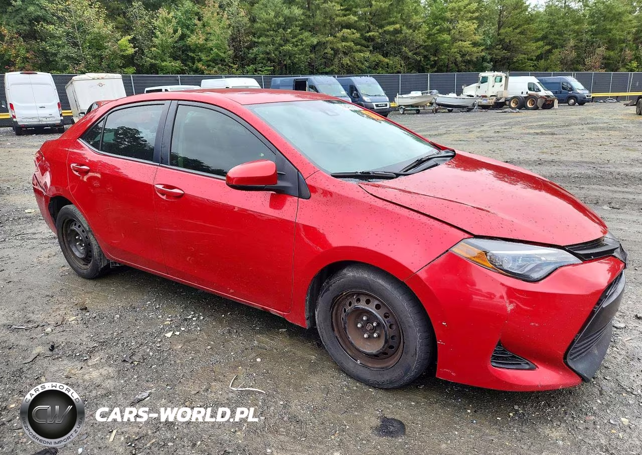 2018 Toyota Corolla Le VIN:2T1BURHE4JC038615 - 4