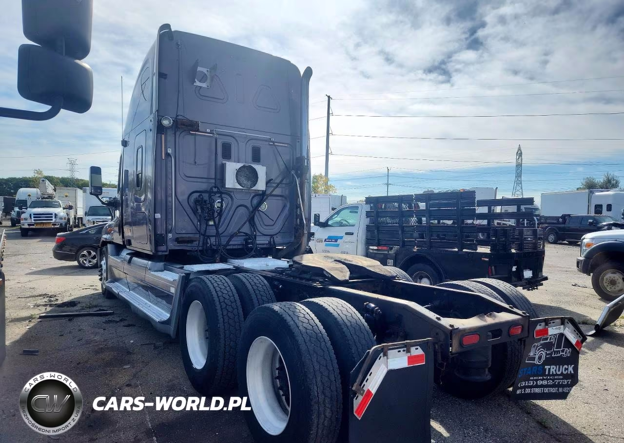 2008 Freightliner Cascadia Semi Truck VIN:1FUJGLCK78LZ65858 - 2